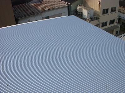 大阪　M倉庫様　屋根新設工事