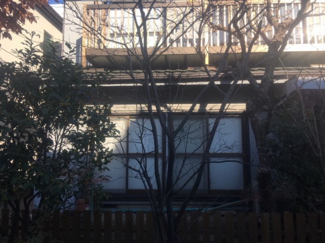 新宿区　井上様邸　雨樋交換、玄関庇工事