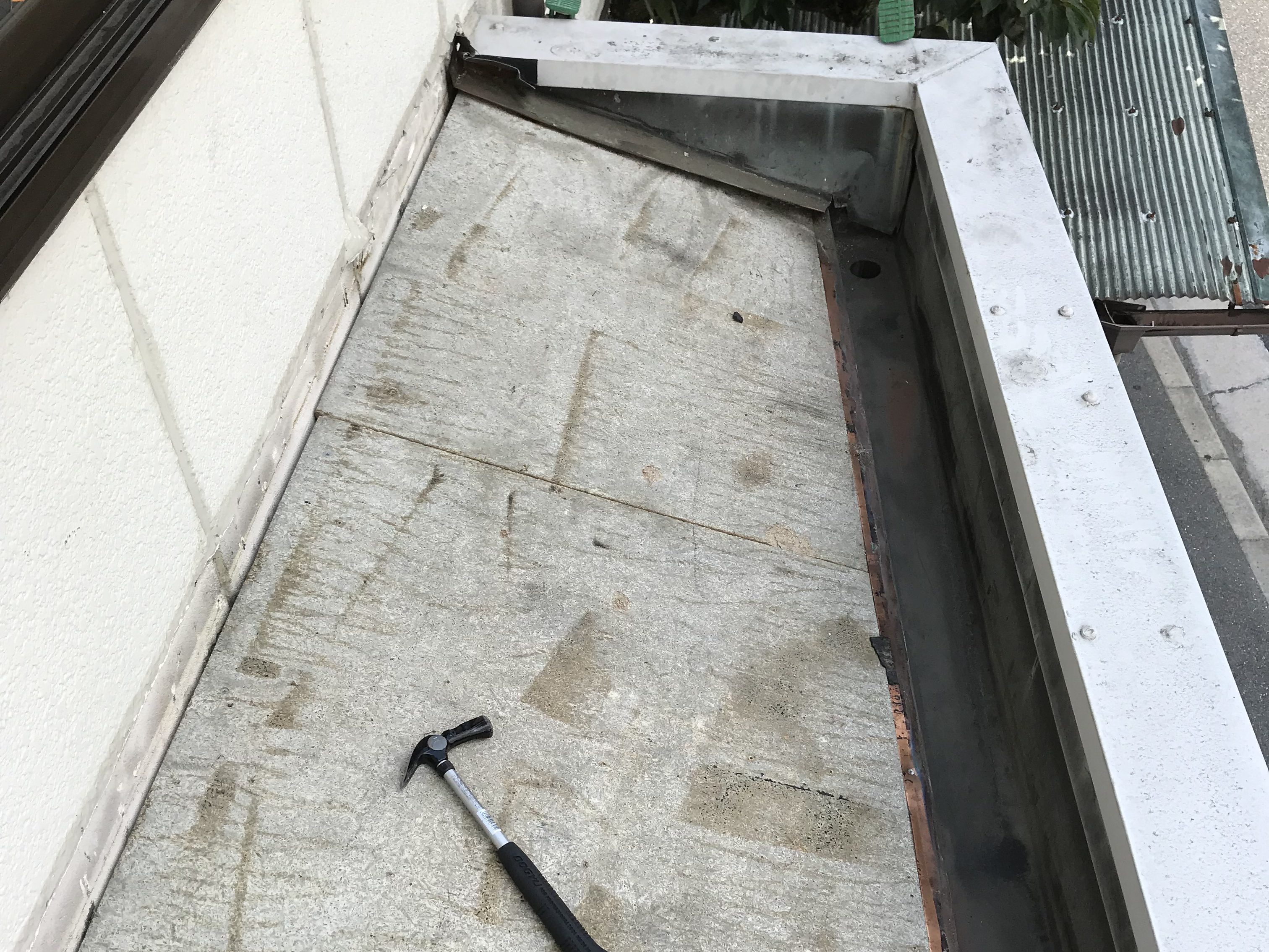 屋根葺き替え工事