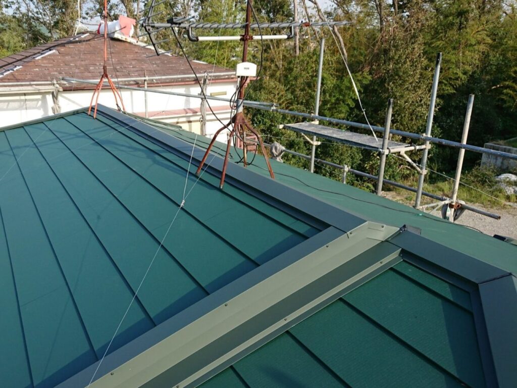 高槻市A様邸　ＭＦシルキー葺き替え工事