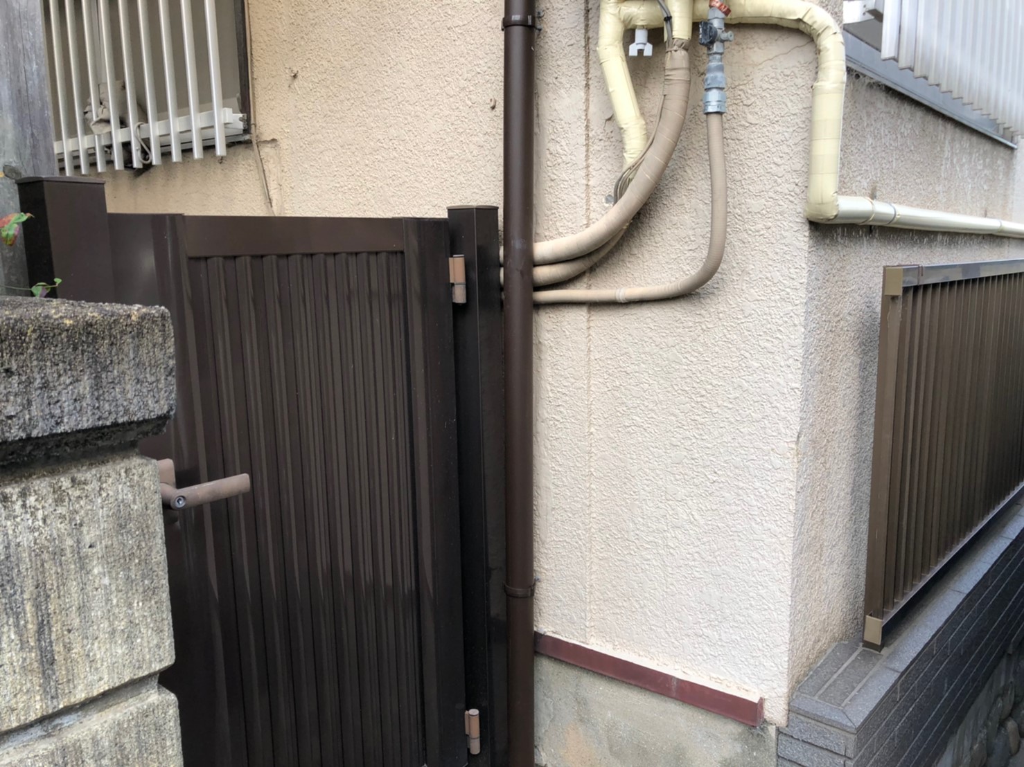 樋交換工事