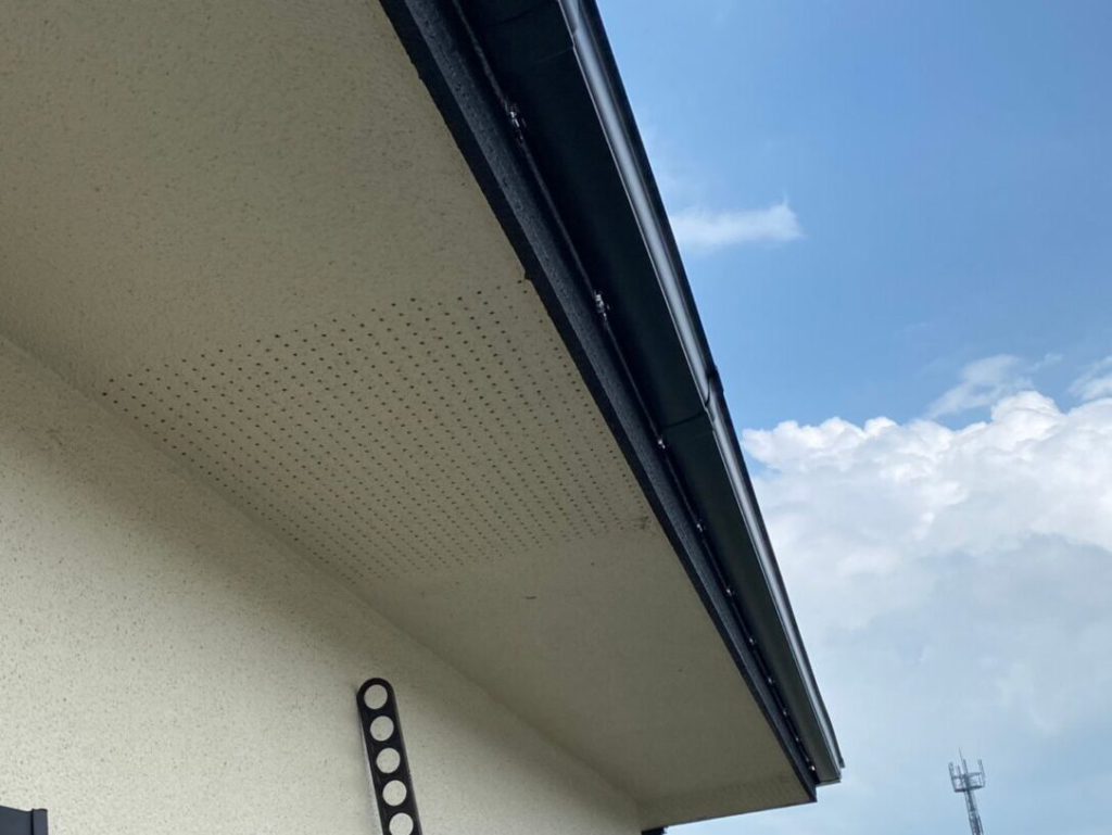 R5.7/10　奈良市　F様邸　雨とい工事
