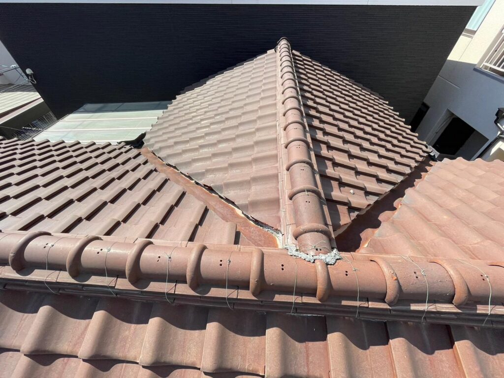 R5.11/16～12/5　八尾市　K様邸　屋根葺き替え、雨とい交換工事