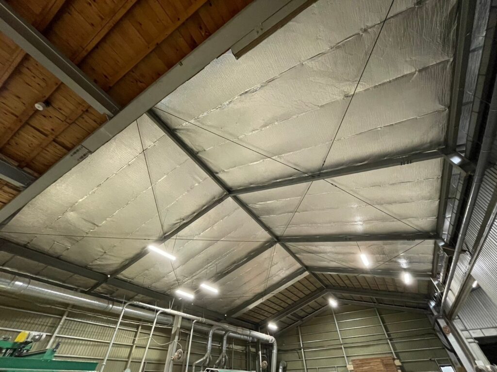 R6.7/14～15　大淀町　赤庄産業株式会社様　工場遮熱工事