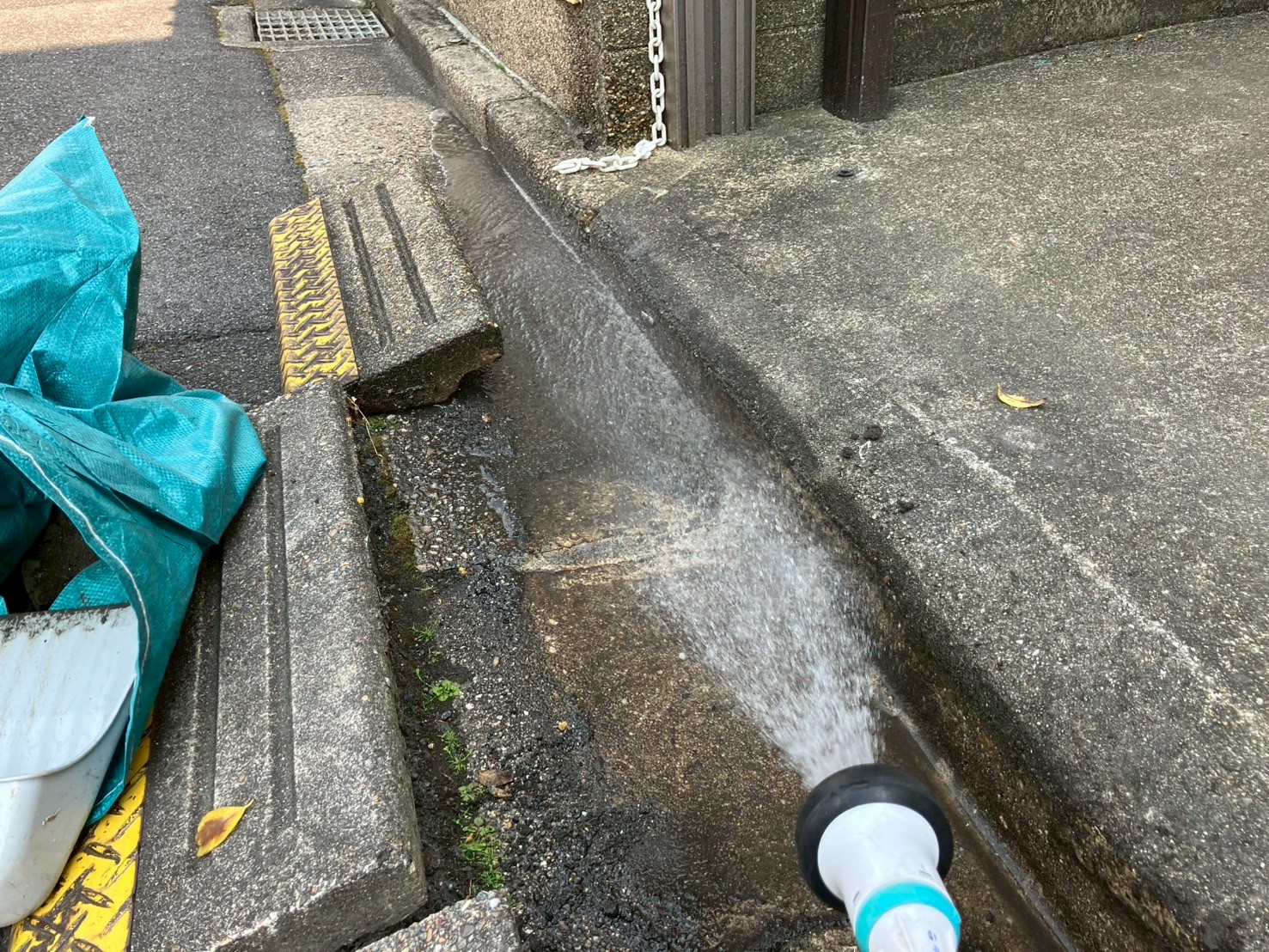 ポリカ脱着