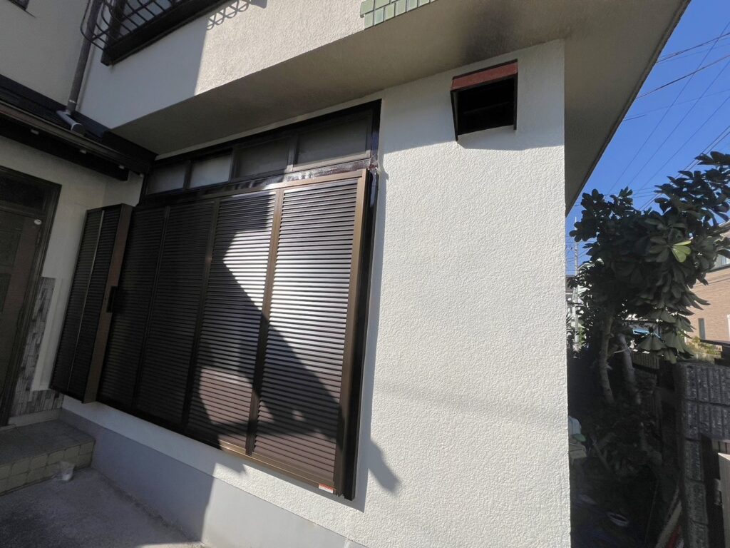 R7.4/9〜4/19　江戸川区　Ｎ様邸　雨戸戸袋交換工事