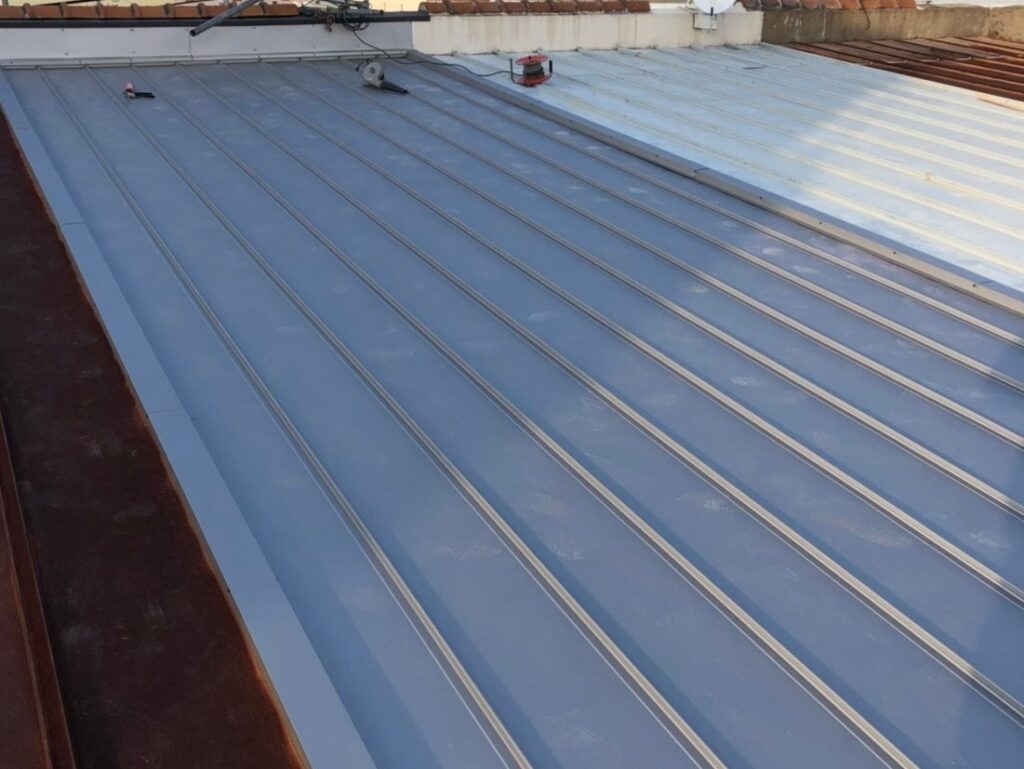 東大阪市　K様邸　屋根葺き替え工事