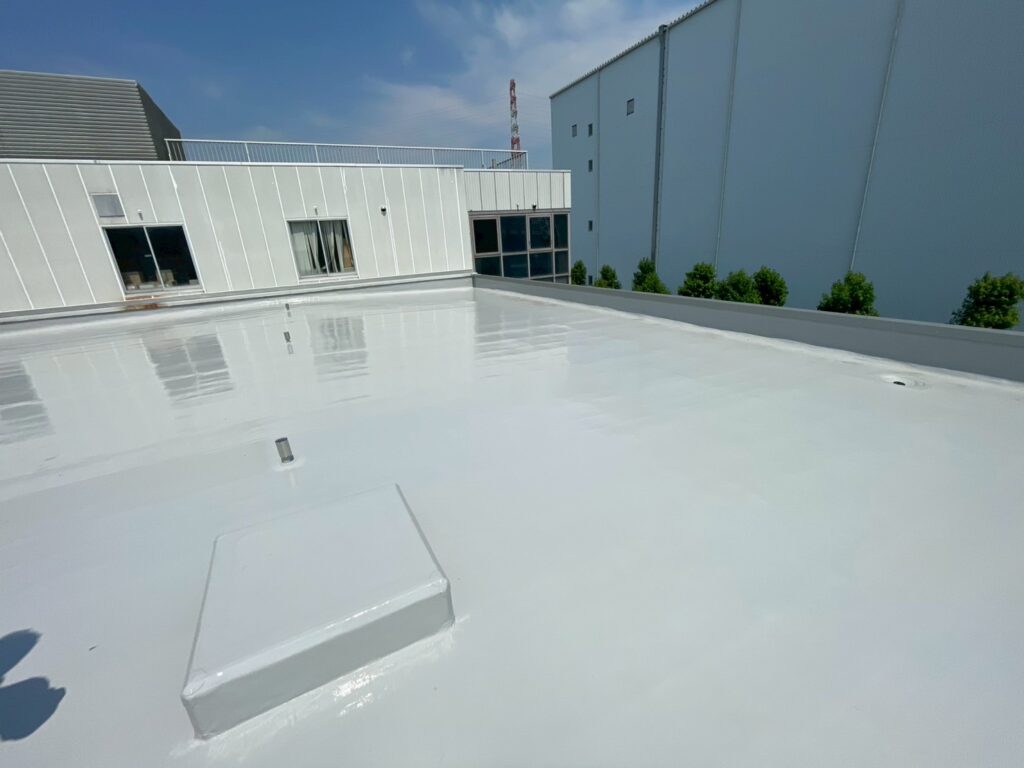 R7.6/16-6/26　株式会社　ホットスタッフコーポレーション大阪支店様　屋上及びその他工事