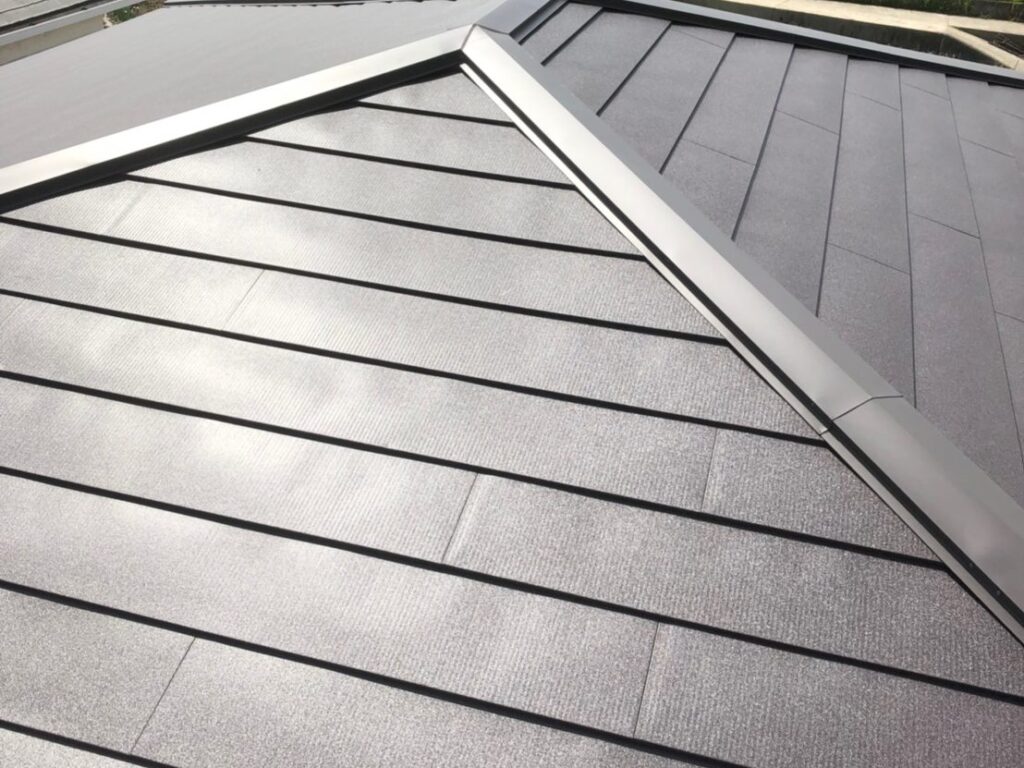 上牧町　N様邸　屋根カバー工事