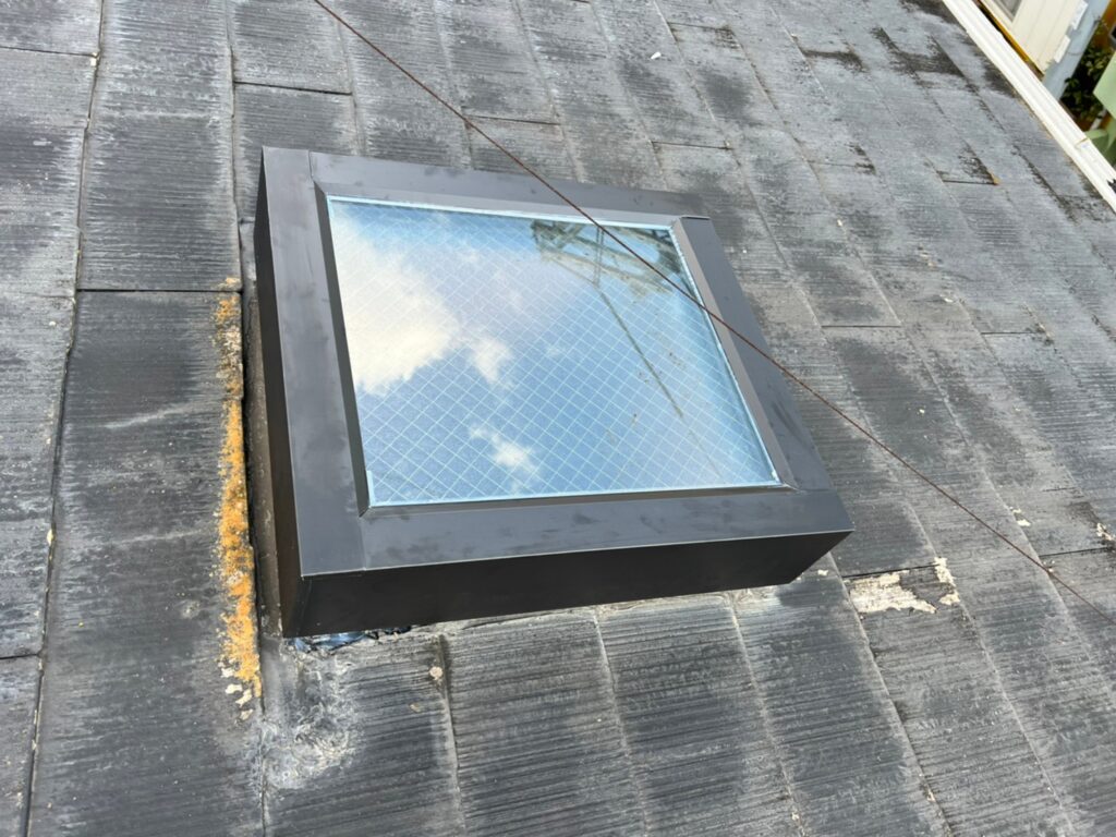 橿原市　K様邸　天窓シーリング及び板金カバー工事