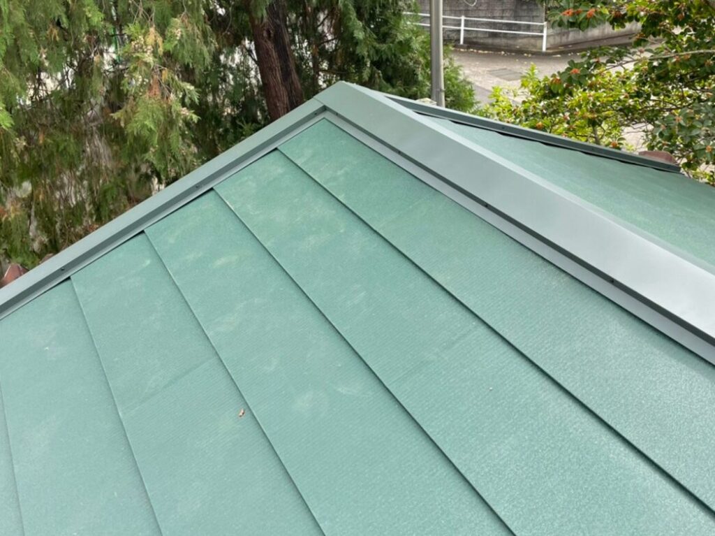 葛城市　I様　屋根葺き替え工事：シルキーG2