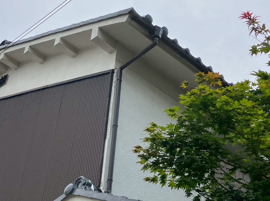 雨とい修理工事