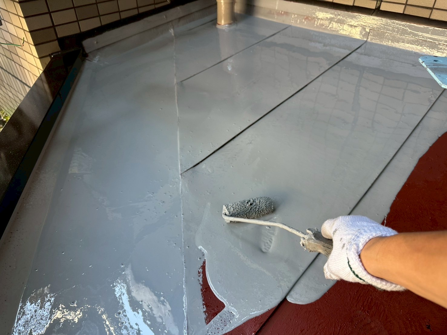 防水工事（エントランス上庇）