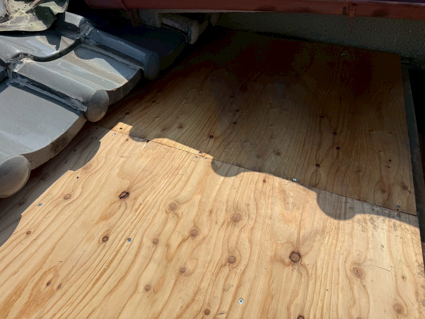 玄関庇板金工事