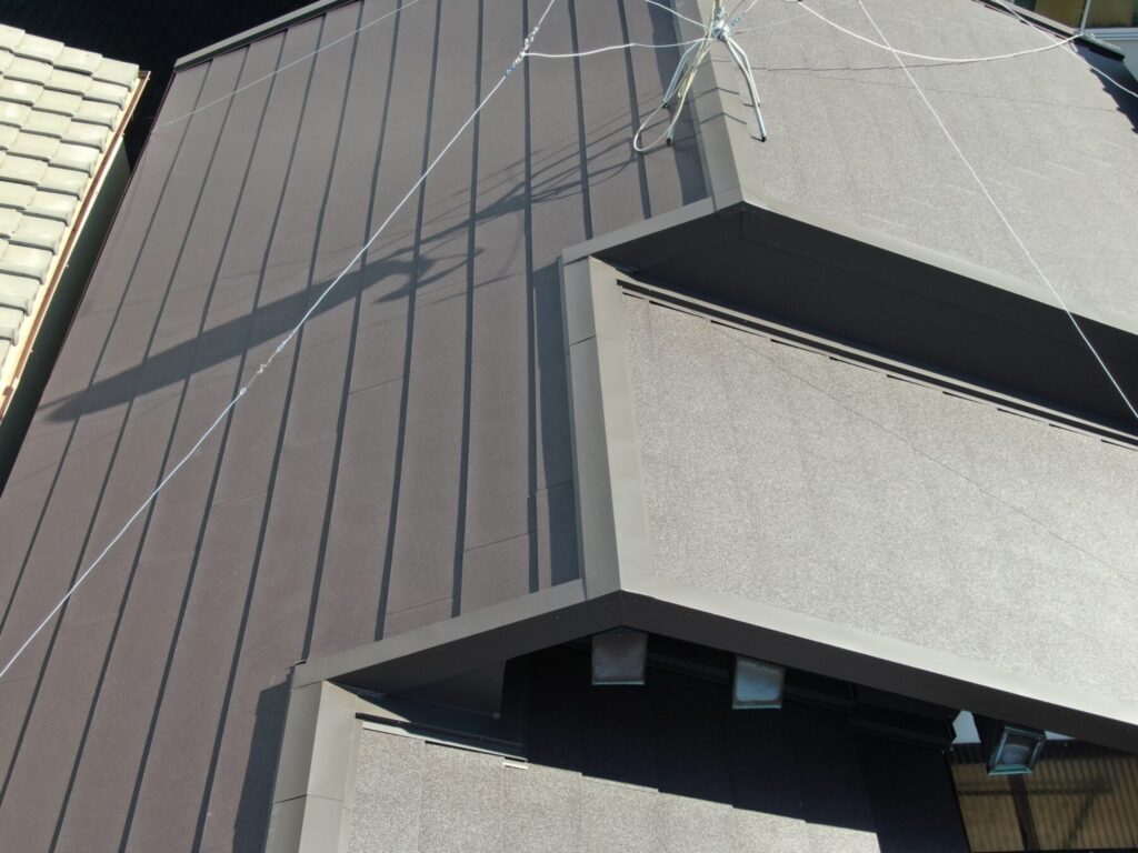 大阪市中央区　F様邸　シルキーG2葺き替え工事