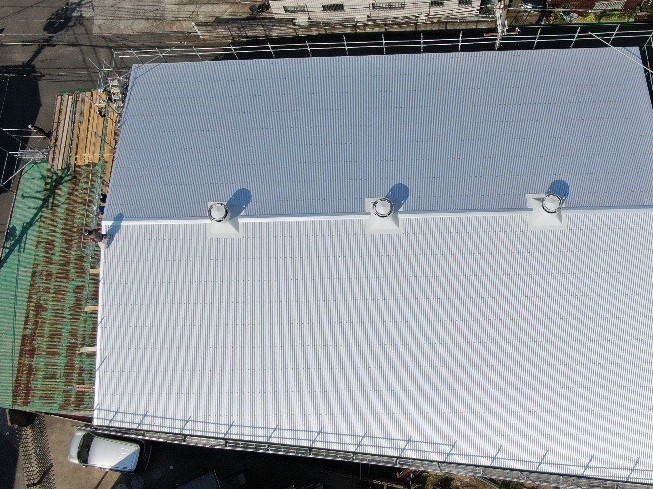 堺市　S倉庫様　屋根カバー、外壁板金補修工事
