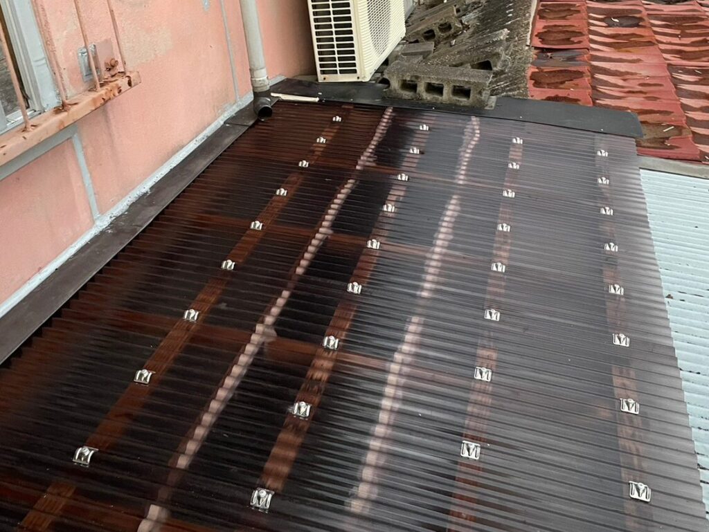 奈良市　T様邸　ポリカ張り替え工事