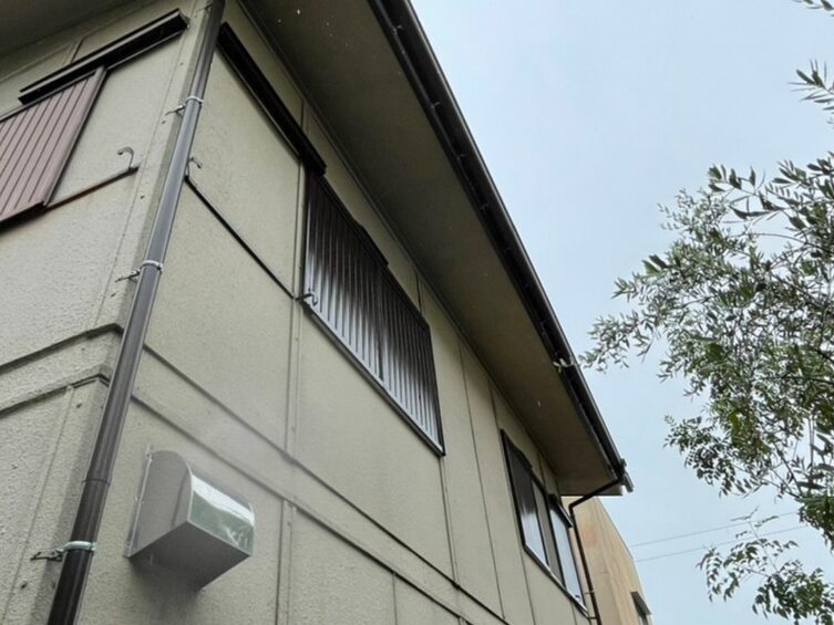 河南町　O様邸　雨とい架け替え、雨戸塗装工事