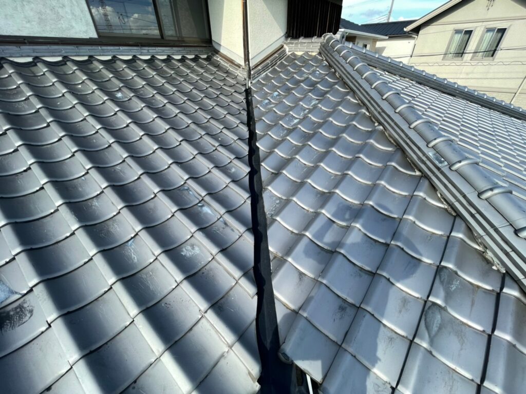 川西町　H様邸　谷入れ替え、雨とい工事