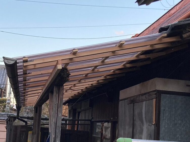 大和高田市 U様邸 正面玄関ポリカ工事