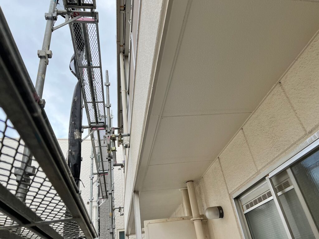 R5.1/17～2/9　豊中市　賃貸マンション様　2F、3Fベランダ防水工事