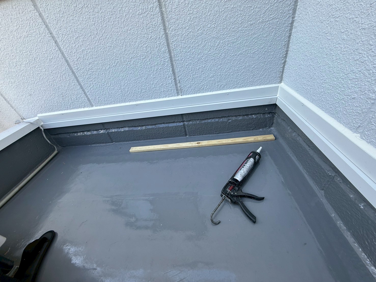 看板裏板金工事