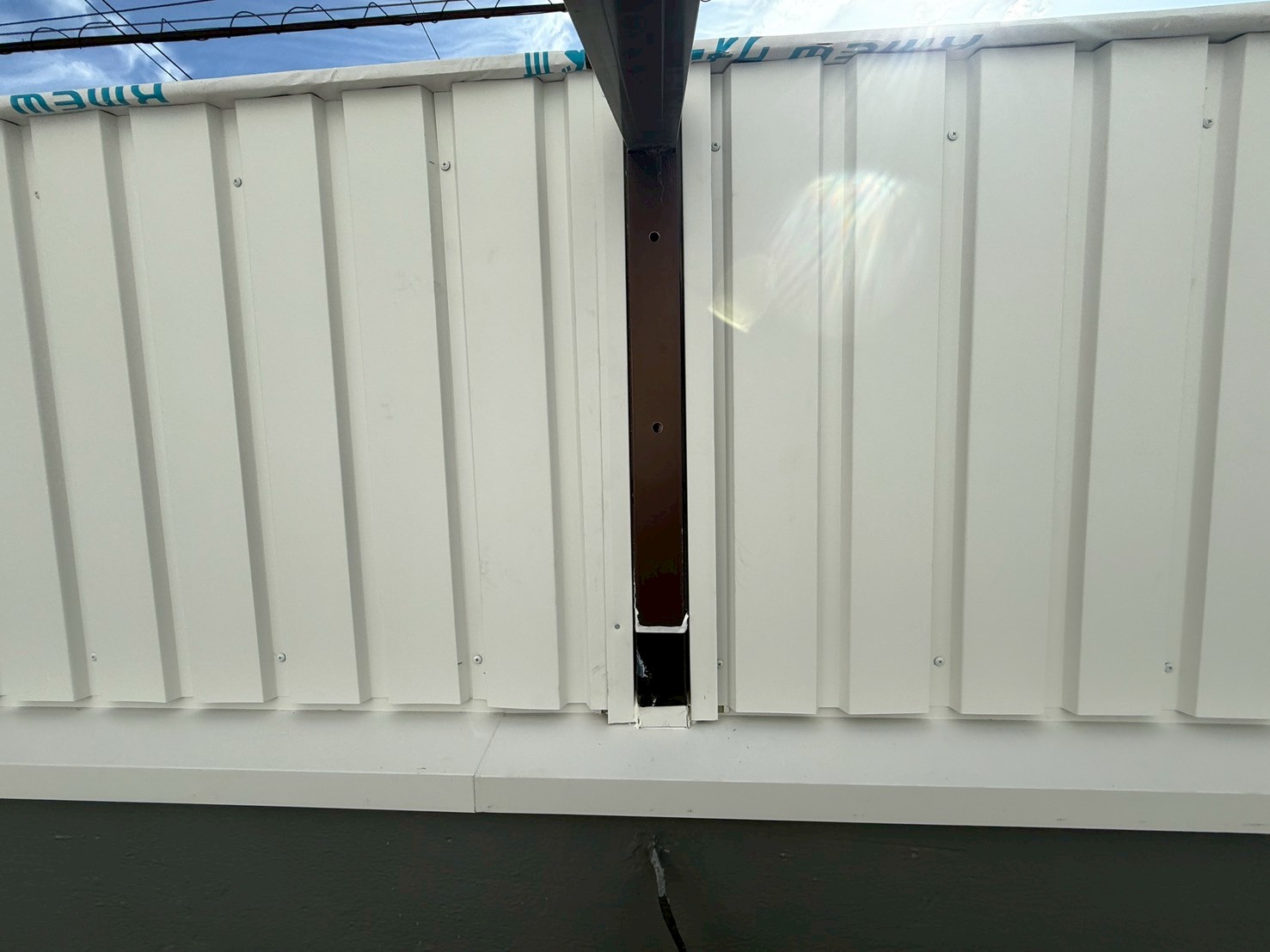 看板裏板金工事