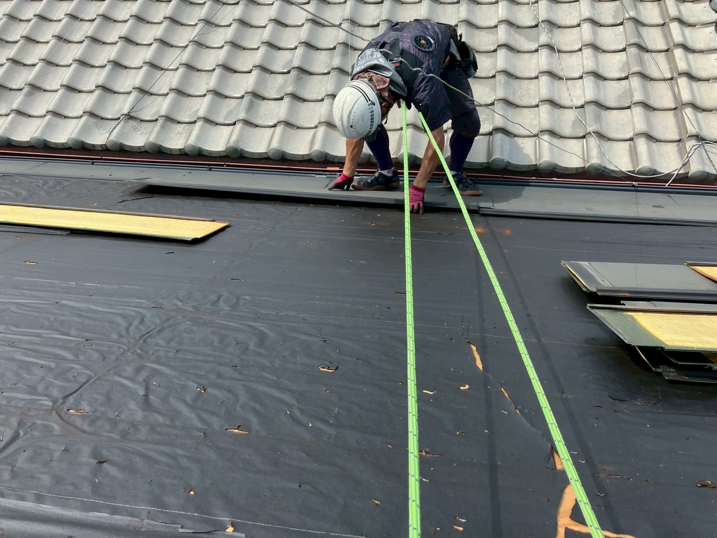 屋根葺き直し工事