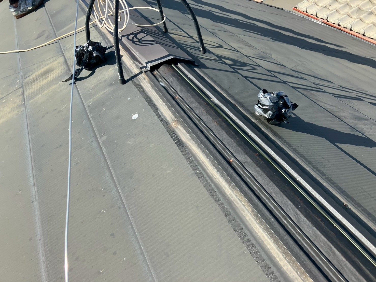 屋根葺き直し工事