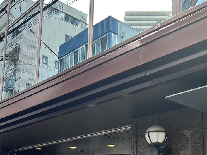 R5.3/4～3/10　大阪市北区　D様　幕板カバー修理工事　