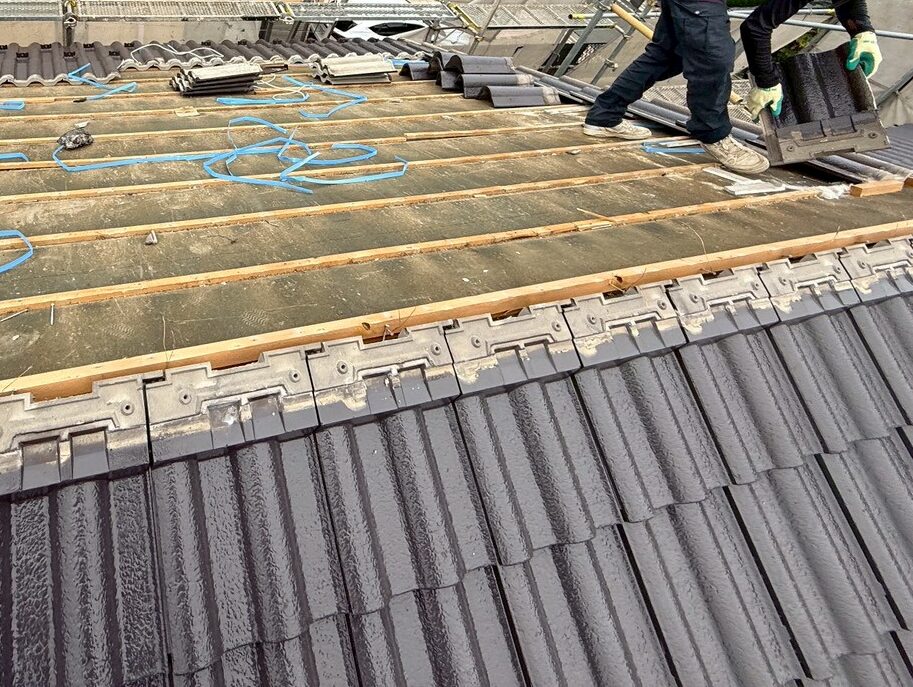 屋根葺き替え工事