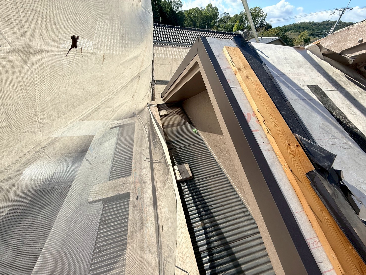 屋根葺き替え工事