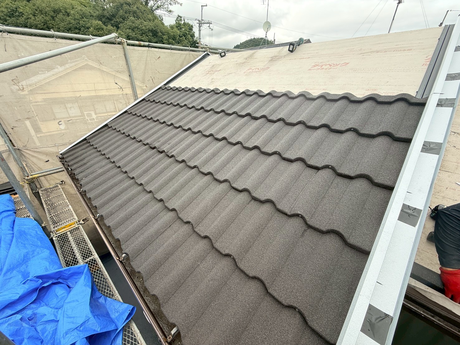屋根葺き替え工事