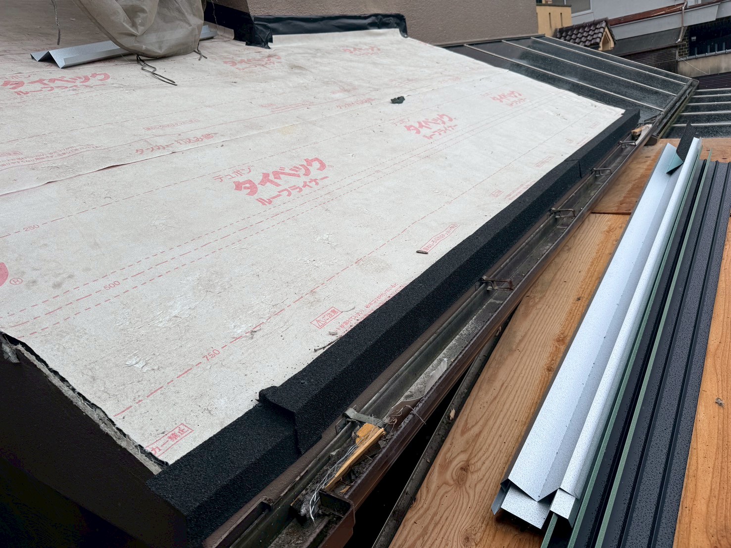 屋根葺き替え工事