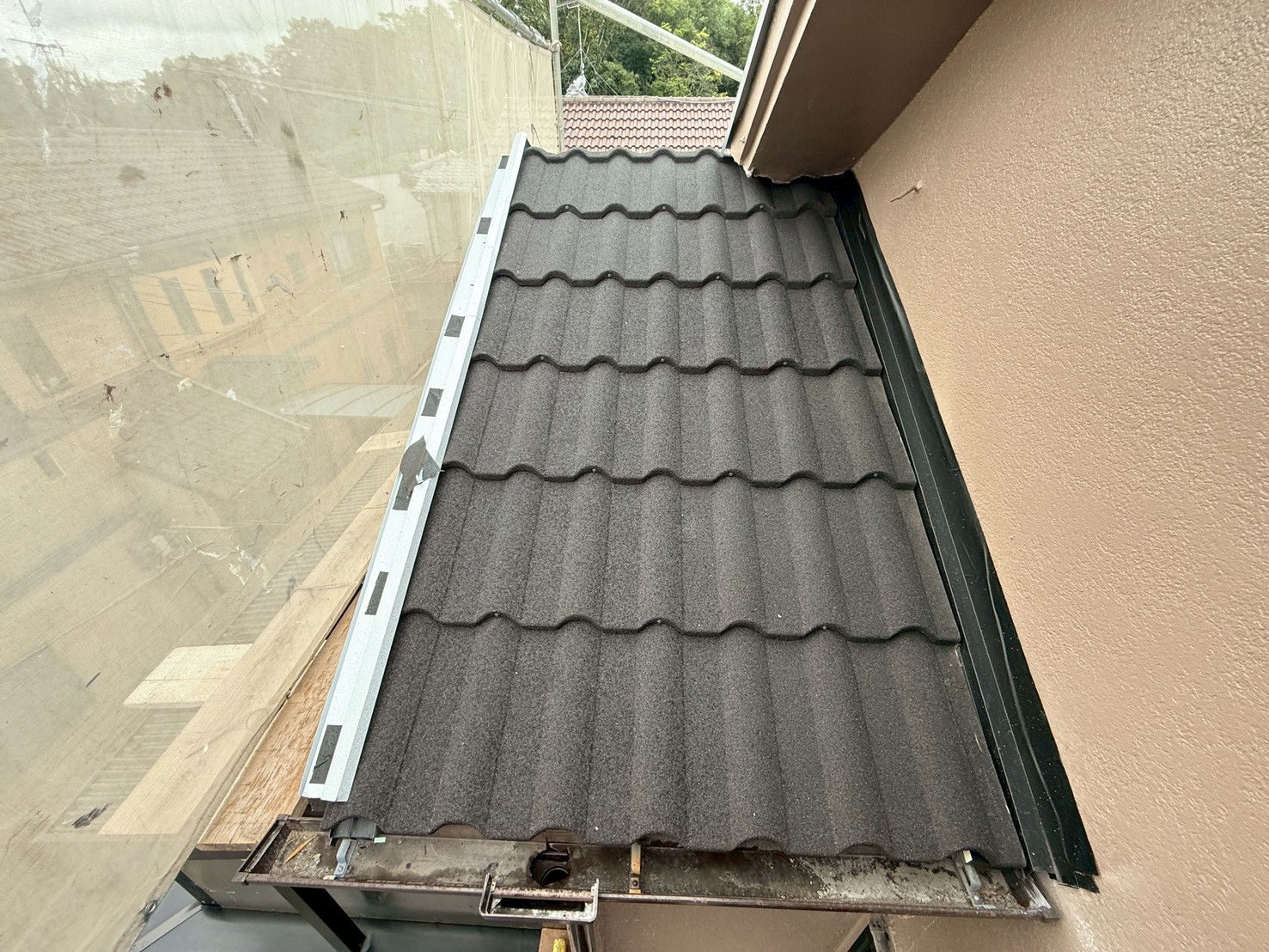 屋根葺き替え工事