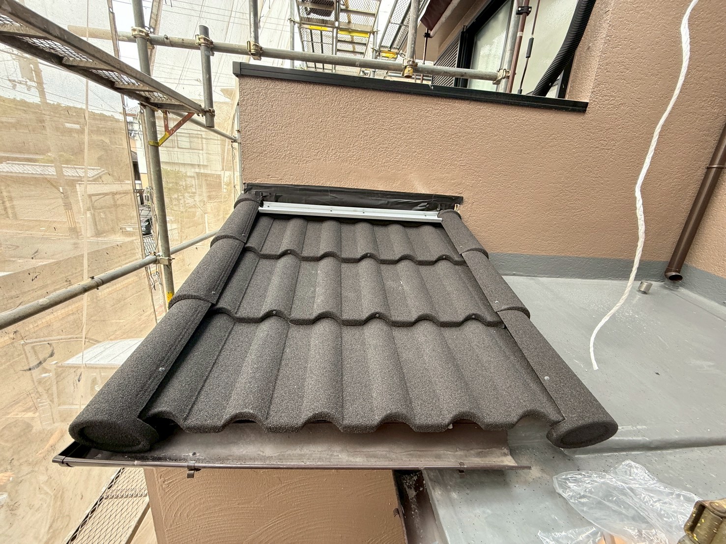 屋根葺き替え工事