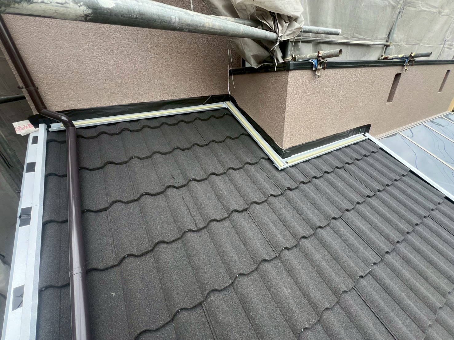 屋根葺き替え工事