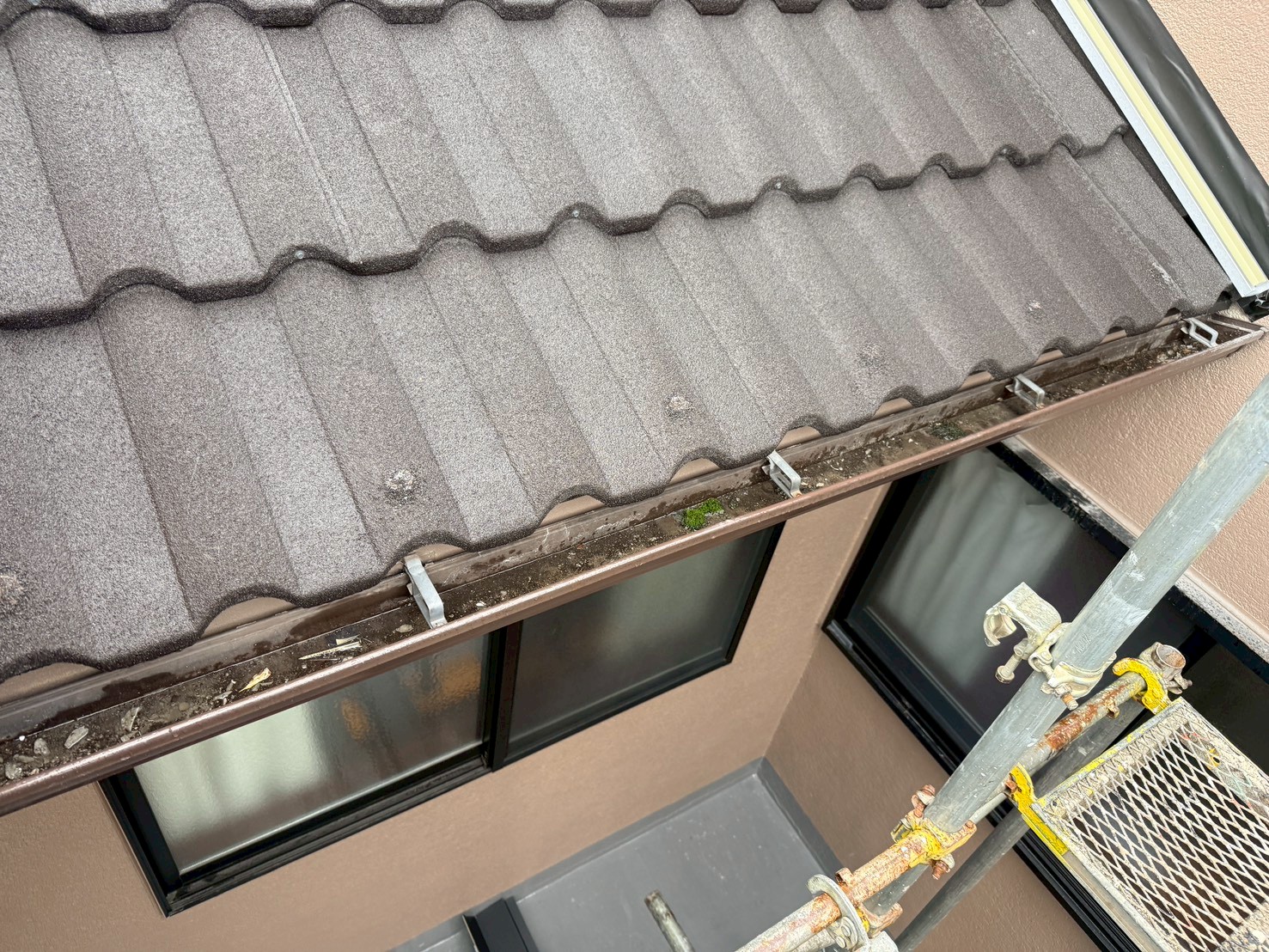 屋根葺き替え工事