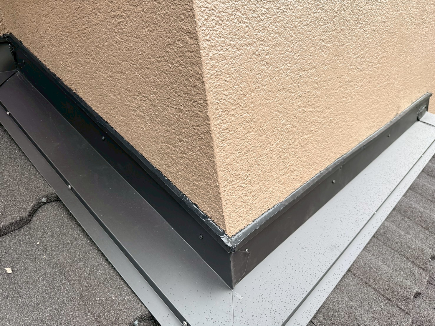 屋根葺き替え工事