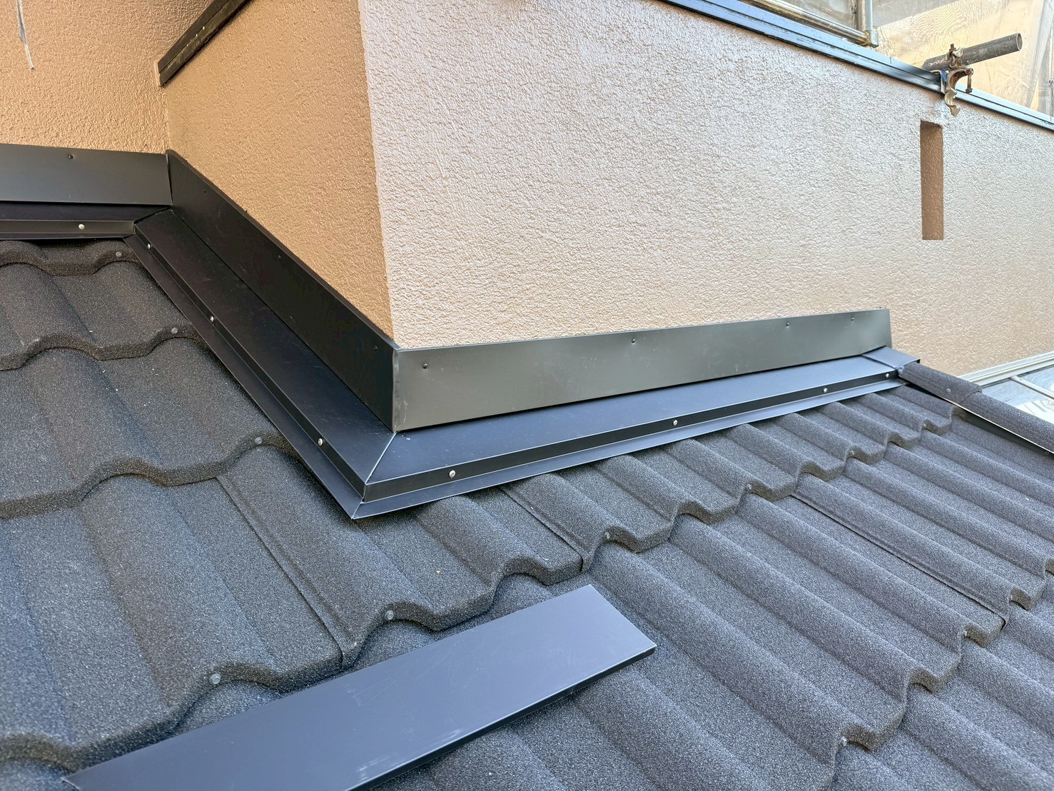 屋根葺き替え工事