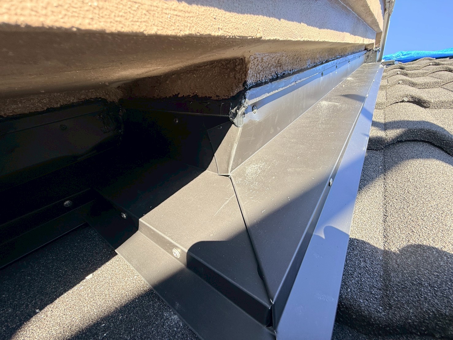 屋根葺き替え工事