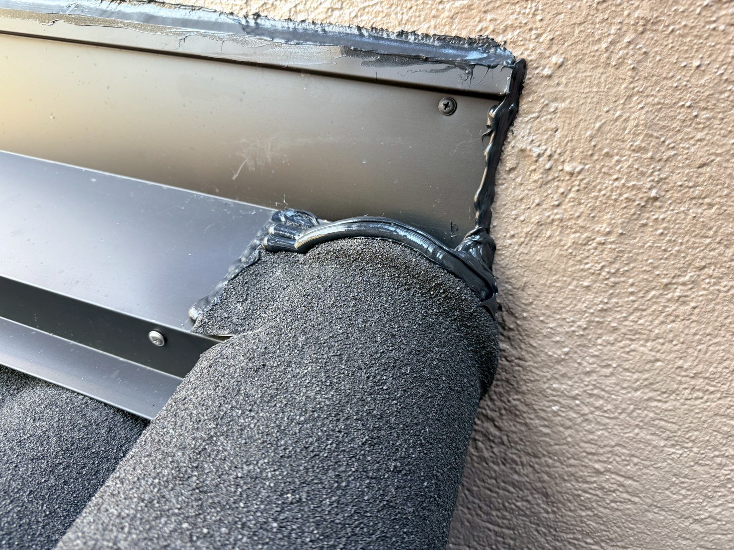 屋根葺き替え工事