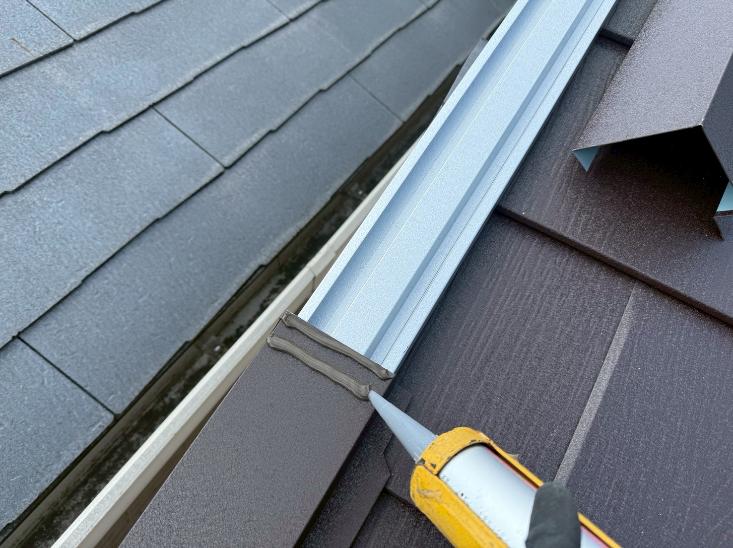 スーパーガルテクトカバー工事