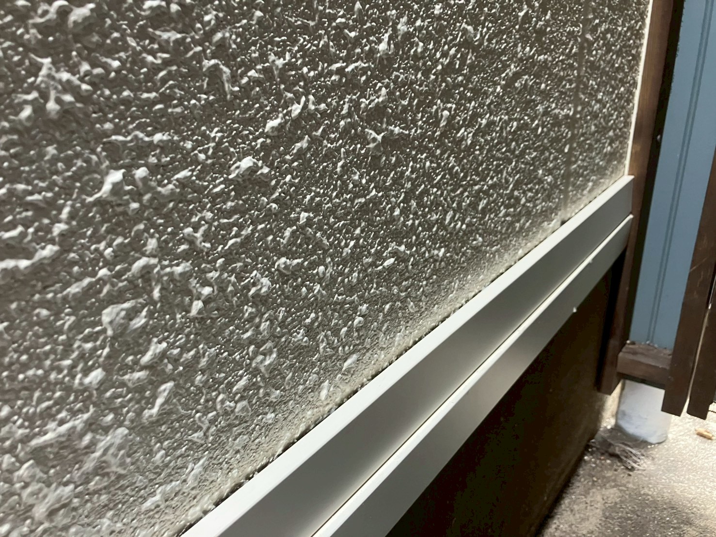 基礎部分土台水切り工事