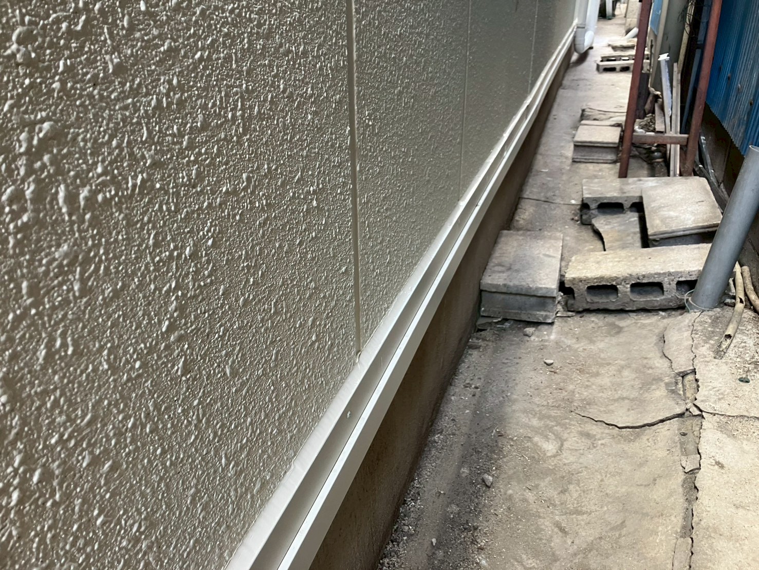 基礎部分土台水切り工事