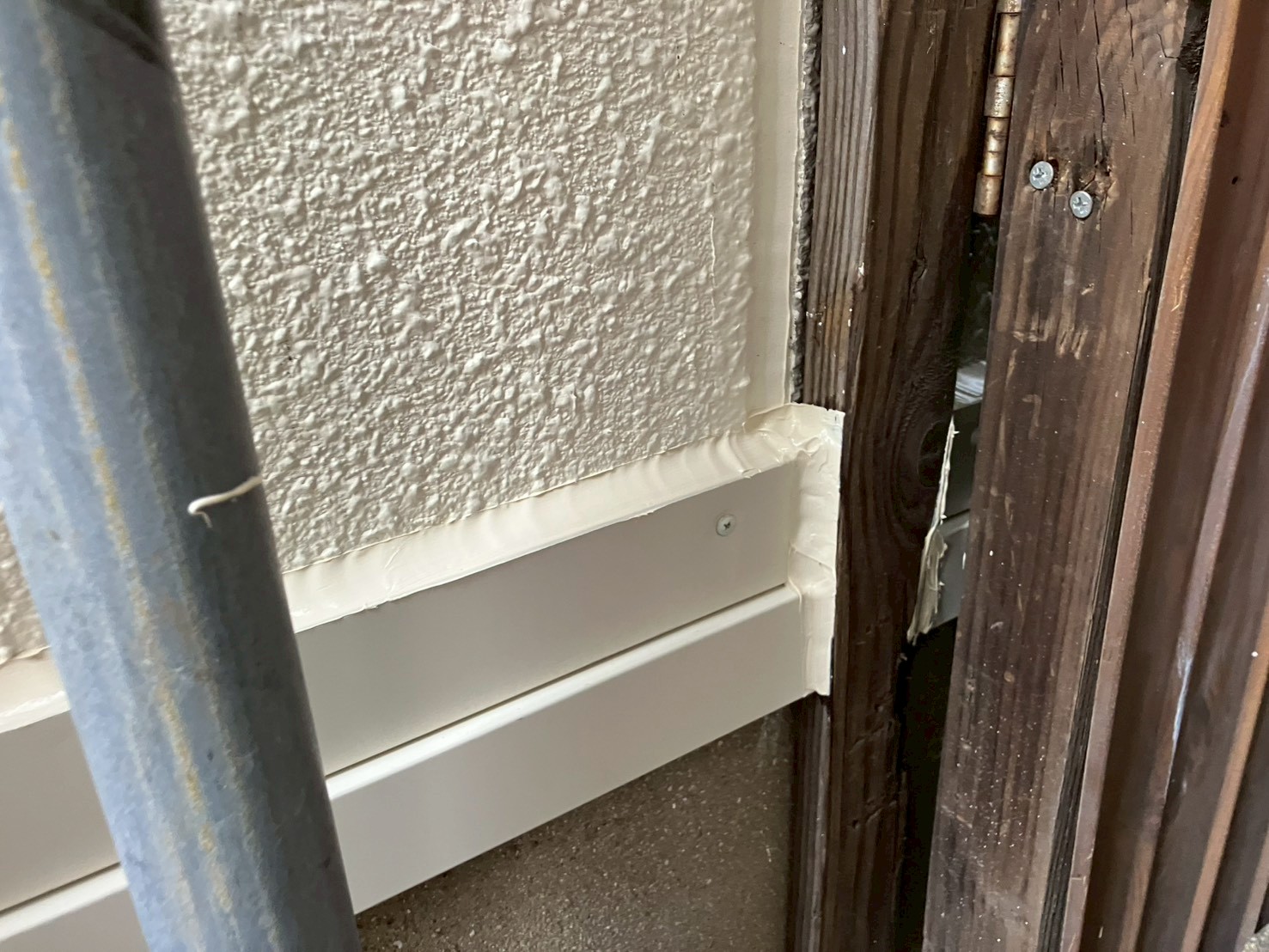 基礎部分土台水切り工事