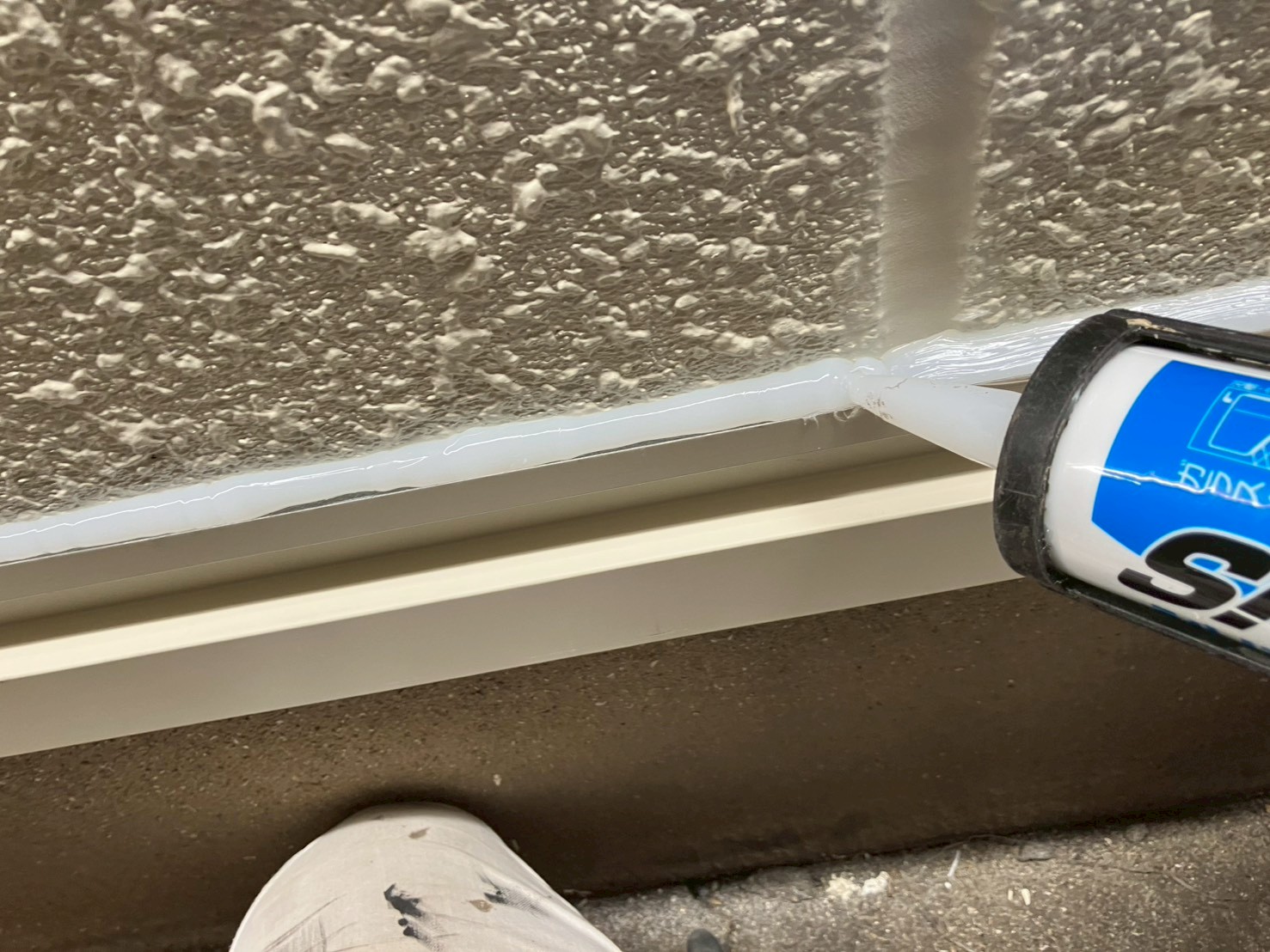 基礎部分土台水切り工事