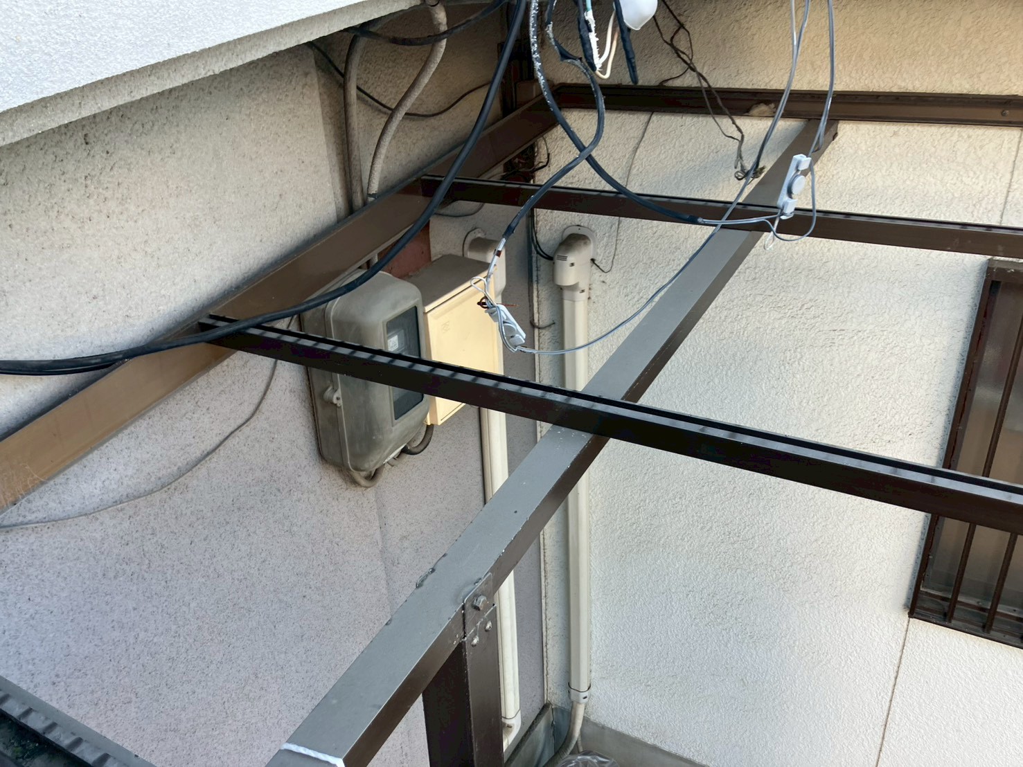 ポリカ波板張り替え工事