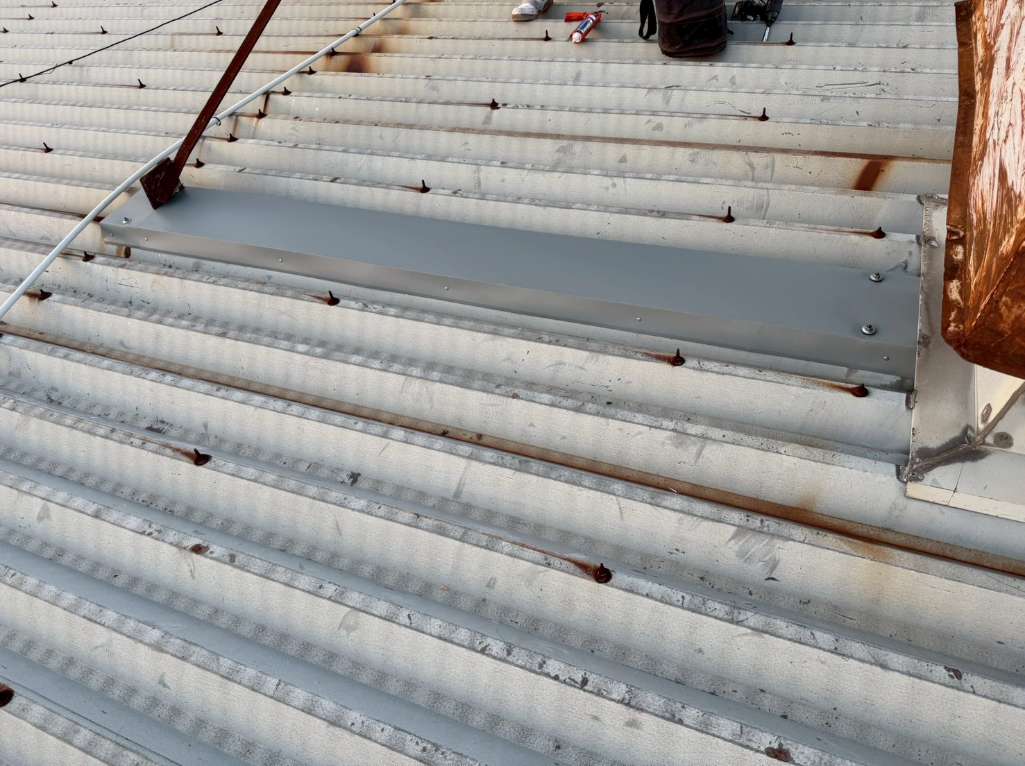 看板柱廻り板金工事