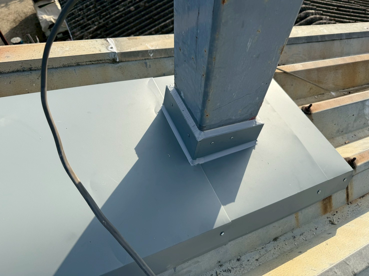 看板柱廻り板金工事